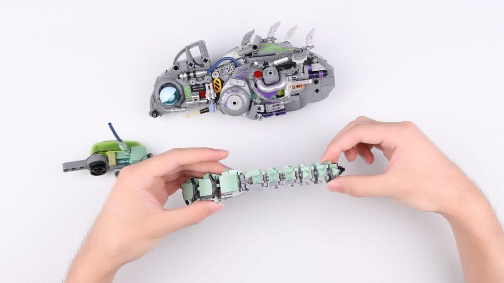 JMBricklayer JMB- Chameleon 70124 Building Tutorial-Join the tail pieces