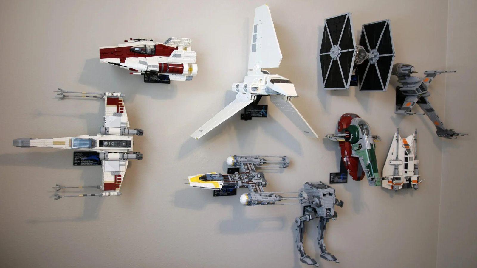 JMBricklayer JMB- Best Lego Display Ideas- Wall Stand